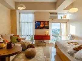 Condo in Cubao, Sunset & City Lights Chasing
