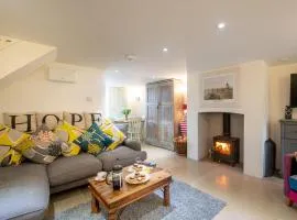 3 Bed in Bridport oc-dc080