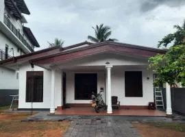 Induruwa Holiday House