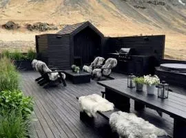 Waterfall Villa - Black Beach & Fjord Views