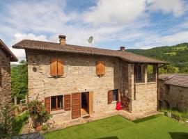 Perbone 1573 - Premium Restored Villa, hotel en Toano