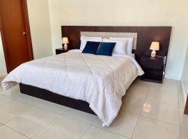 Suite Riverfront Puerto Santa Ana, hotel a Guayaquil