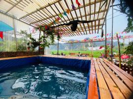 Tam Coc Big J hostel โรงแรมในVũ Lâm