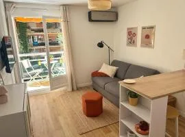 Le Mimosa, Studio à La Favière