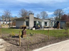 HOLTINGERHUYS Havelte- Giethoorn! Tegen betaling Wellness!!!, hótel í Uffelte