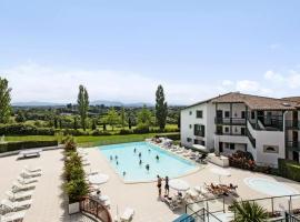 Cocon lumineux avec Piscine et vue sur les Pyrénées, hotel ad Arcangues