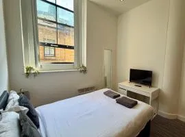 Modern City Centre Apartment in Bradford
