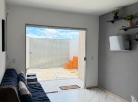 Casa Privativa Jacuzzi em Linhares, Hotel in Linhares