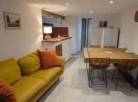 La Cachette Floracoise - Cosy T2 au cœur de Florac Centre & calme