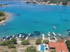 Villa Peace & Quiet by Villas Guide