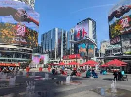 Cosy Room Yonge Dundas Square-Fast Wi-Fi and Self Check In