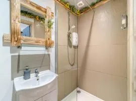 Coachmans Cottage - Uk50418