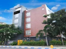Super Collection O Water View Residency