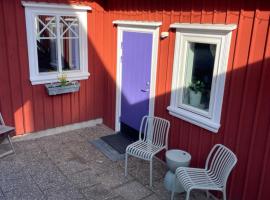 Guesthouse Holmen, hotell i Färgelanda