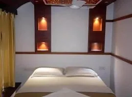 Travianhouseboat kumarakom