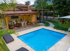 Villa Rosalía Jarabacoa con Piscina Climatizada