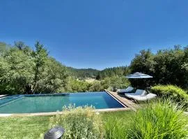 Villa Luba Helena Villa with pool overlooking