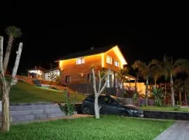 Villa aya