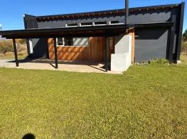 moderna casa rural con encanto patagónico