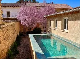 DeMaJia. Casa entera: en Castillejo de Robledo