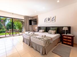 Seacoast Retreat with Pool and Beach Access by Drago Rentals &ndash; hotel w Albufeirze