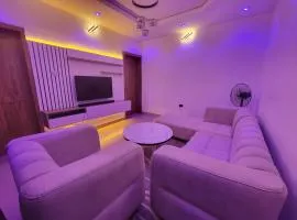 1bed flat , middle , close to the airport Isolo lagos