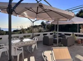 Bosa appartamento Bouganville con vista mare ampio terrazzo