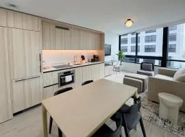 Prime Downtown Miami Stay w Pool and Gym