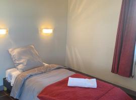 Fast hôtel Troyes، فندق في Barberey-Saint-Sulpice