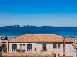 Hostal Montevideo Camino De Santiago & Beachfront – hotel w mieście Nigrán