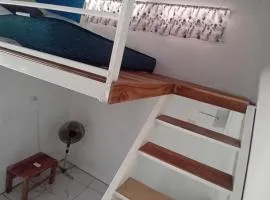 Burnt Toast Surf Camp Waikiki