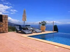 Villa Ionion Pelagos - infinity pool with magnificent sea views!