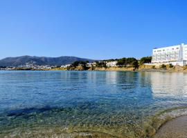 Hotel Grifeu โรงแรมในยันซา