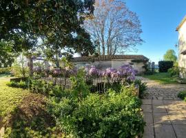 La Glycine, Maison de vacances à Luçon en Sud Vendée, hotel din Luçon