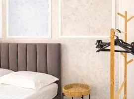 Thea Rooms