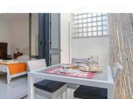 Otranto City Center - Steps from the Beach