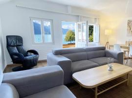 Apartment mit Balkon, hotel i Brienz