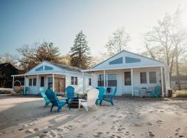 New renovated bathroom & new roof - Lake Huron 5, hotel i Lincoln Junction