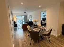 Modern 2BD Apartment In Eccles