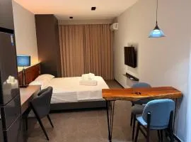 Casa Del Sol Studio - Shengjin