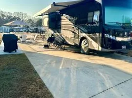 Shell Yeah! At Whispering Pines West