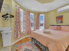 A slice of paradise awaits you!, hotell i Brooklyn