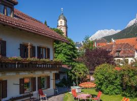 Ferienhaus Spornitz, hotel v destinácii Mittenwald