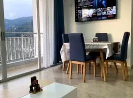Comodo Apto 2Hab con Piscina, Gym y Balcón