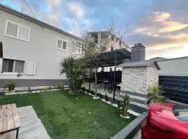 Holiday house with a parking space Split - 25463