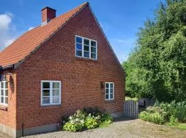 Nice Home In Lemvig With Wifi