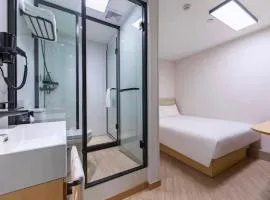 Hi Inn Shanghai The Bund Nanjing Road Pedestrian Street