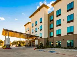 Comfort Inn & Suites Houston I-45 North - IAH