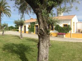 Quinta Da Mata, hotel with parking in Sobral