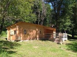 Chalet avec clim - 10 pers. - API-1-52-2209, Hotel in Mayrac